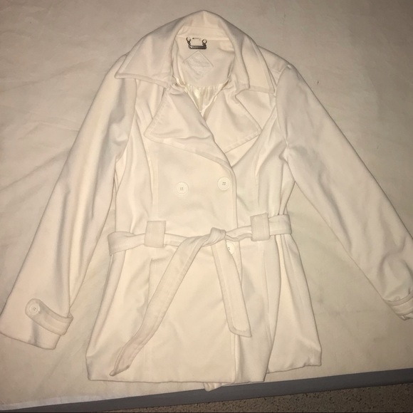 Off white light winter coat - Picture 1 of 4